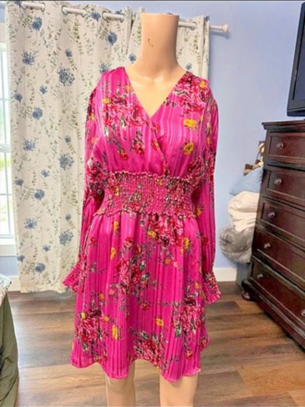 Floral Mini Dress in Pink With Silver Metallic Threads Like New